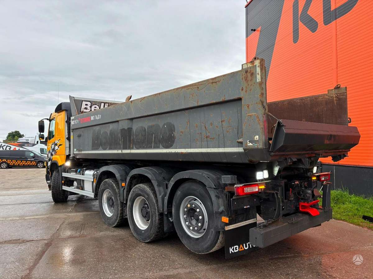 Volvo FMX 540 8x4*4, самосвалы