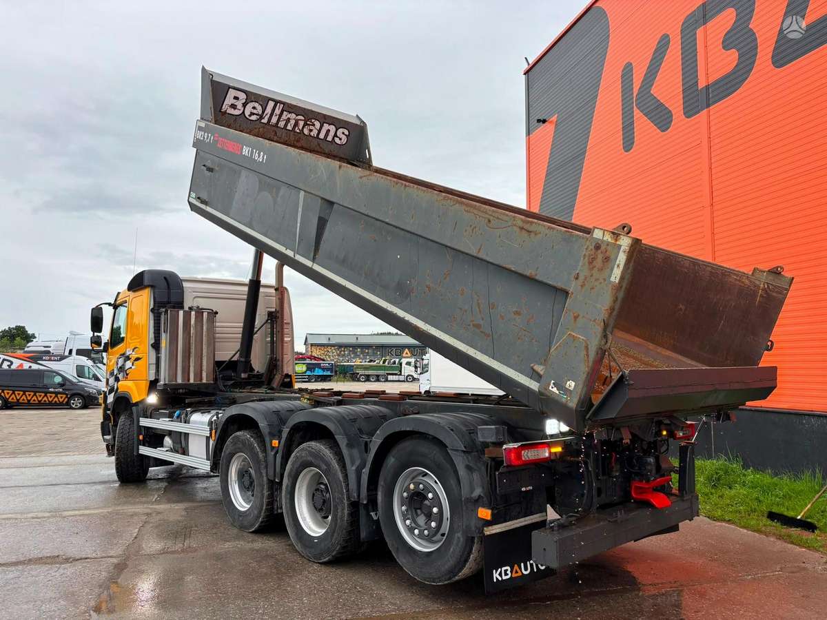 Volvo FMX 540 8x4*4, самосвалы