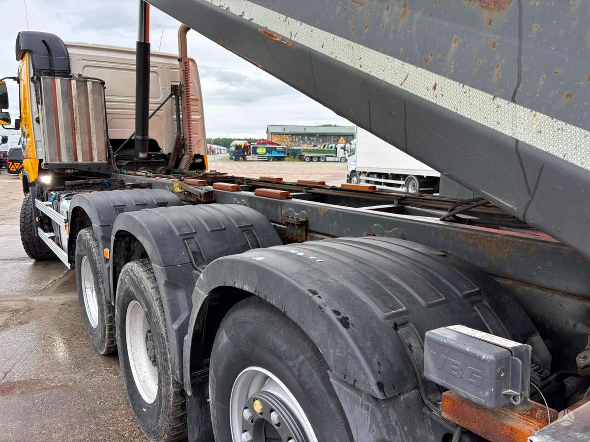 Volvo FMX 540 8x4*4, самосвалы