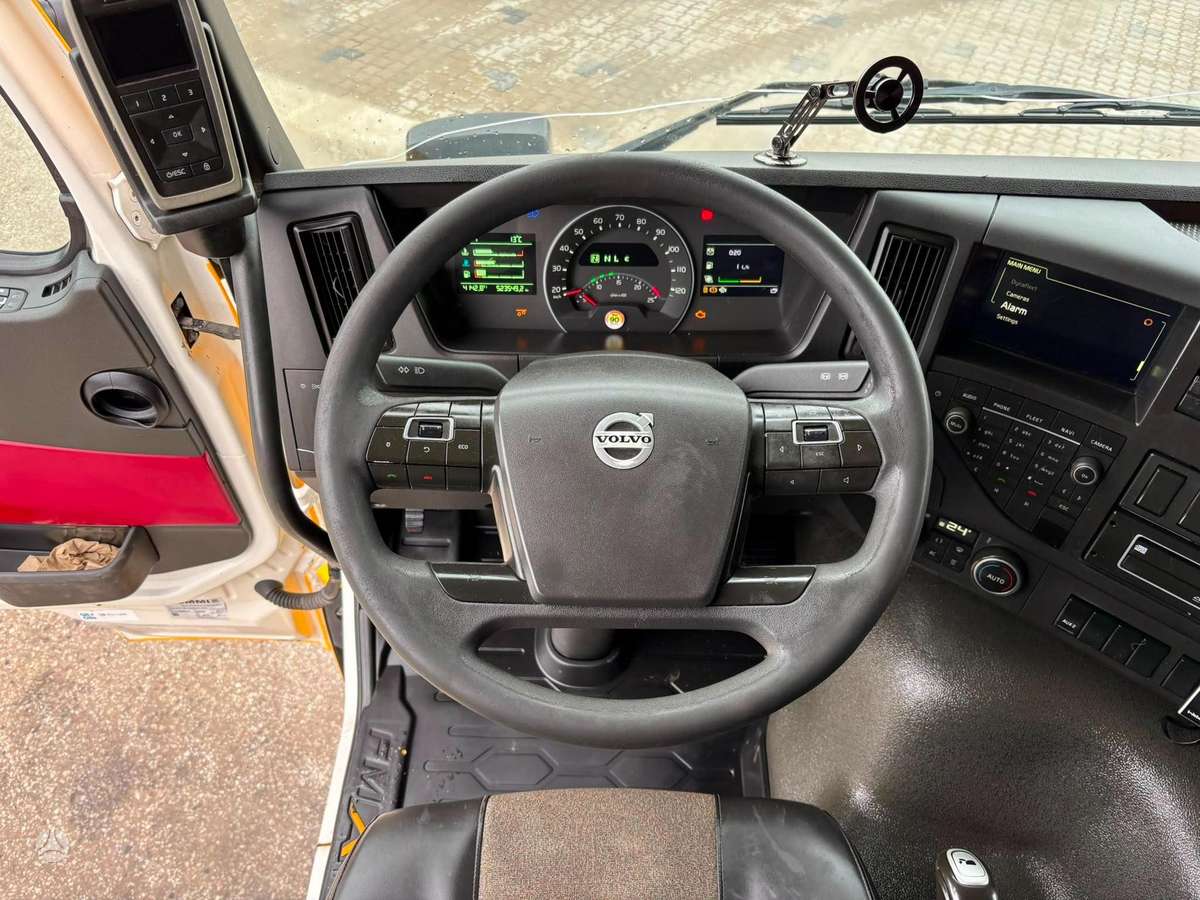 Volvo FMX 540 8x4*4, самосвалы