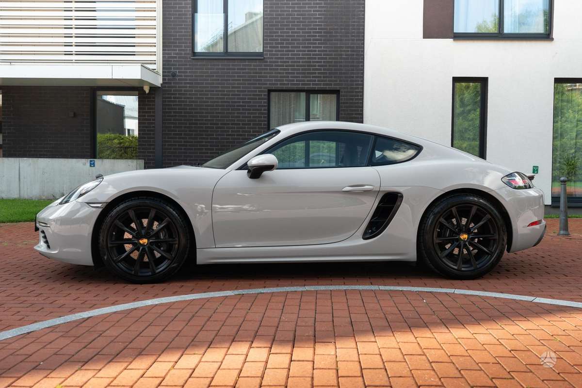 Porsche Cayman - 6