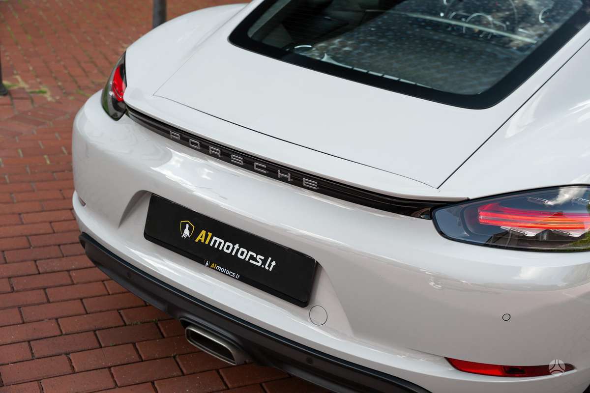Porsche Cayman - 11