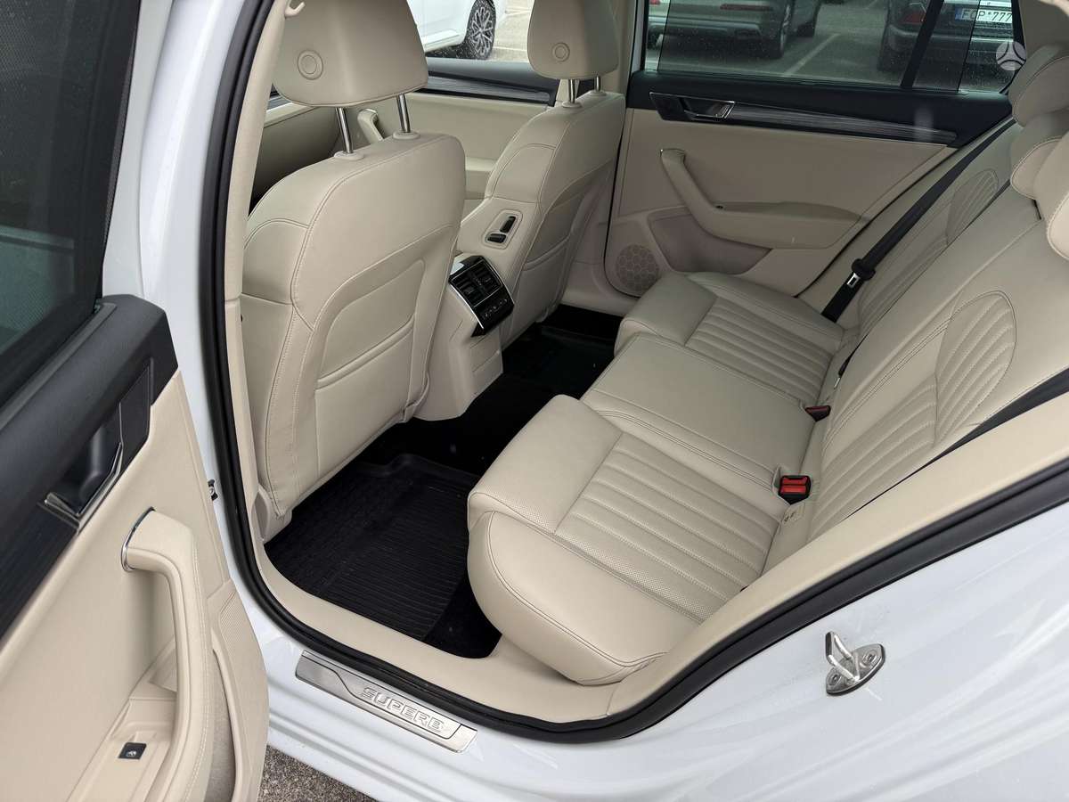 Skoda Superb, 2.0 l., Универсал