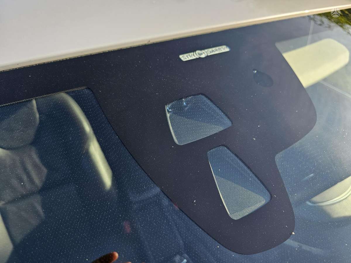 Volvo V40, 1.6 l., hatchback