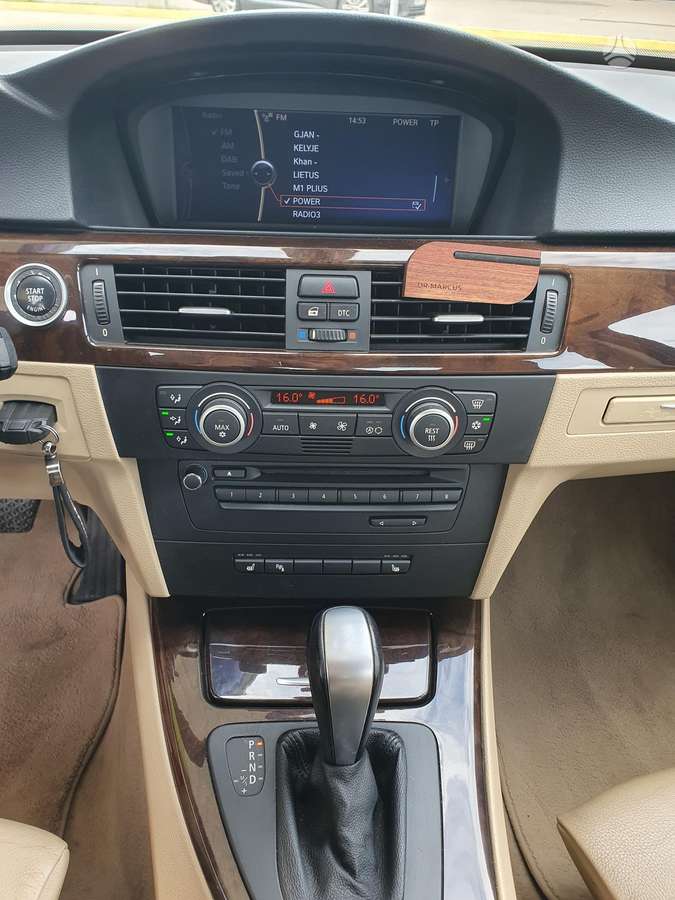 BMW 325, 3.0 l., Седан