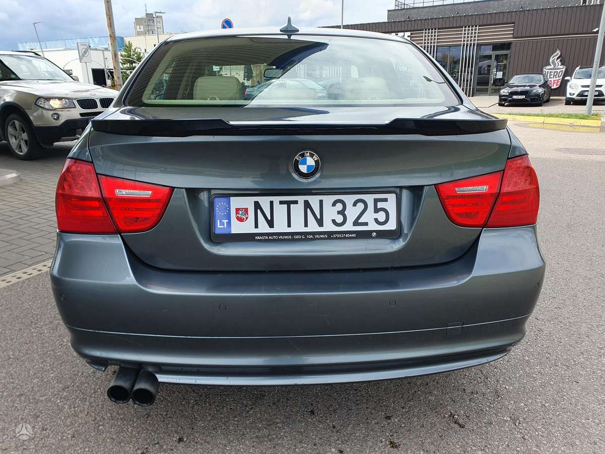 BMW 325, 3.0 l., Седан