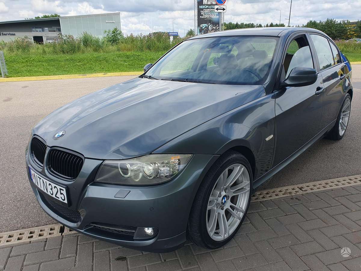 BMW 325, 3.0 l., Седан