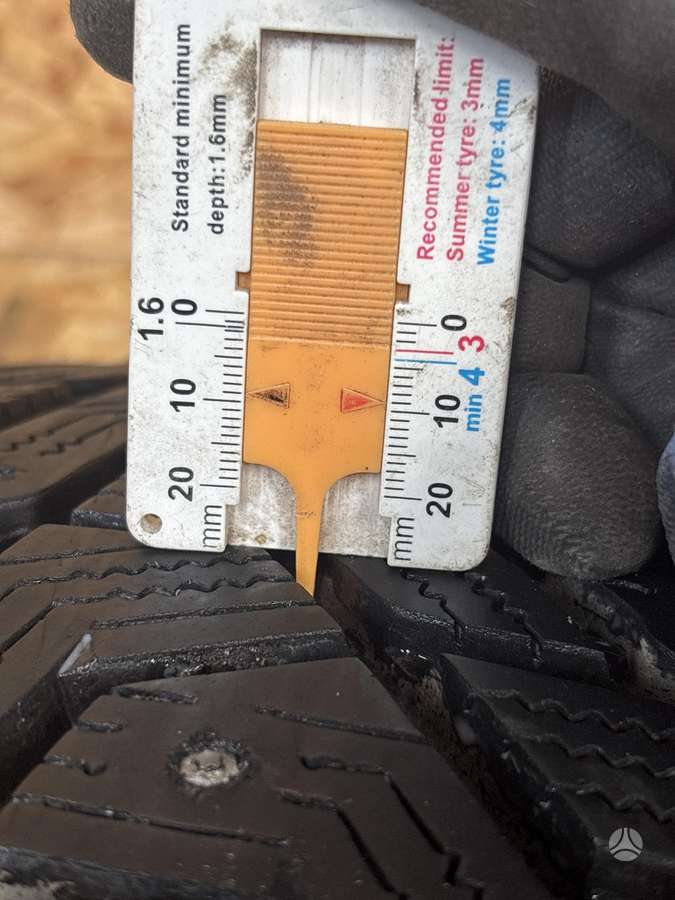 Hankook Winter i*Pike, winter 215/60 R17
