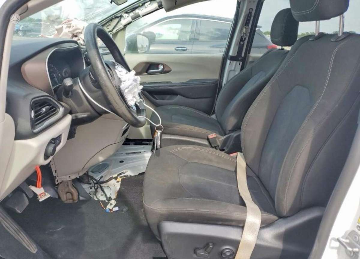Chrysler Pacifica, 3.6 l., Минивэн