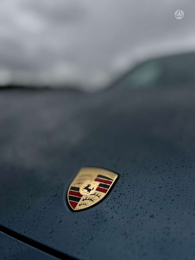 Porsche Cayenne - 7