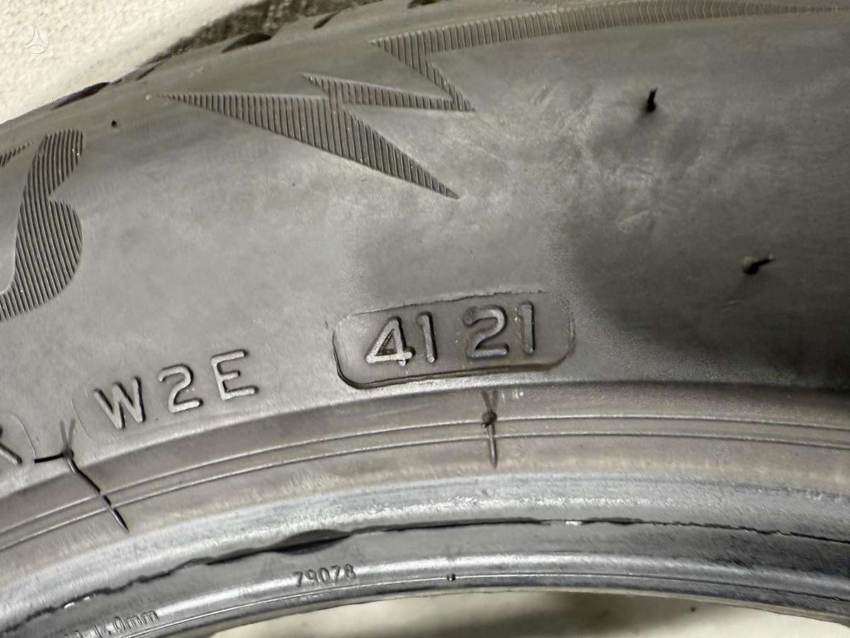 Bridgestone Blizzak lm005, winter 205/55 R16