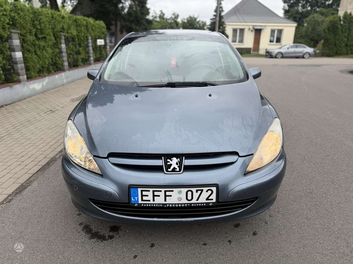 Peugeot 307, 1.4 l., Седан