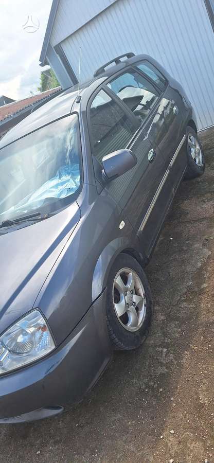 Kia Carens, 2.0 l., Универсал