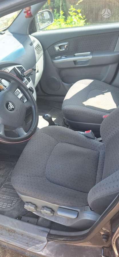 Kia Carens, 2.0 l., Универсал
