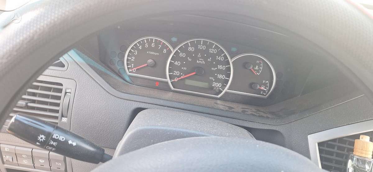 Kia Carens, 2.0 l., Универсал