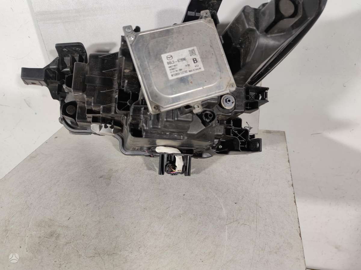 Mazda 3, BCKN50031, бамперы (буфера), фары