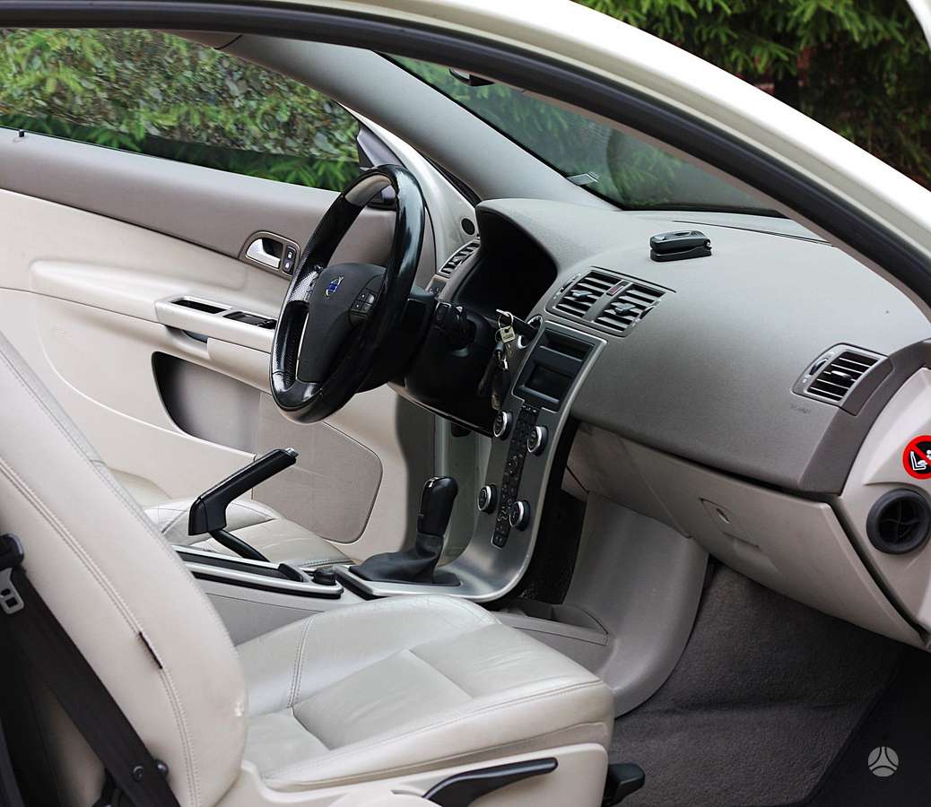 Volvo C30, 1.6 l., Хэтчбек
