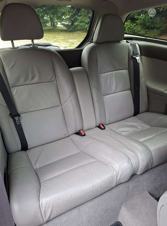 Volvo C30, 1.6 l., hatchback