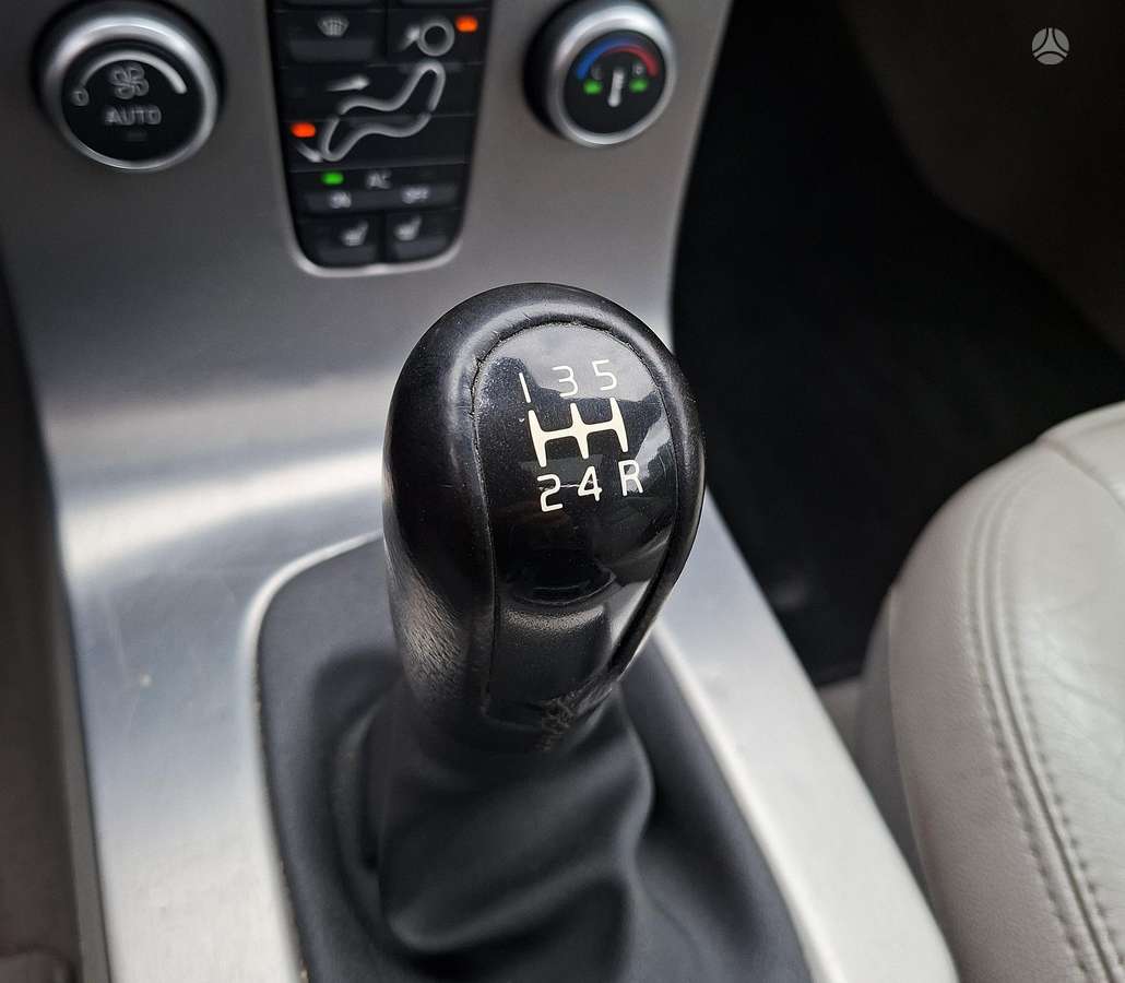 Volvo C30, 1.6 l., Хэтчбек