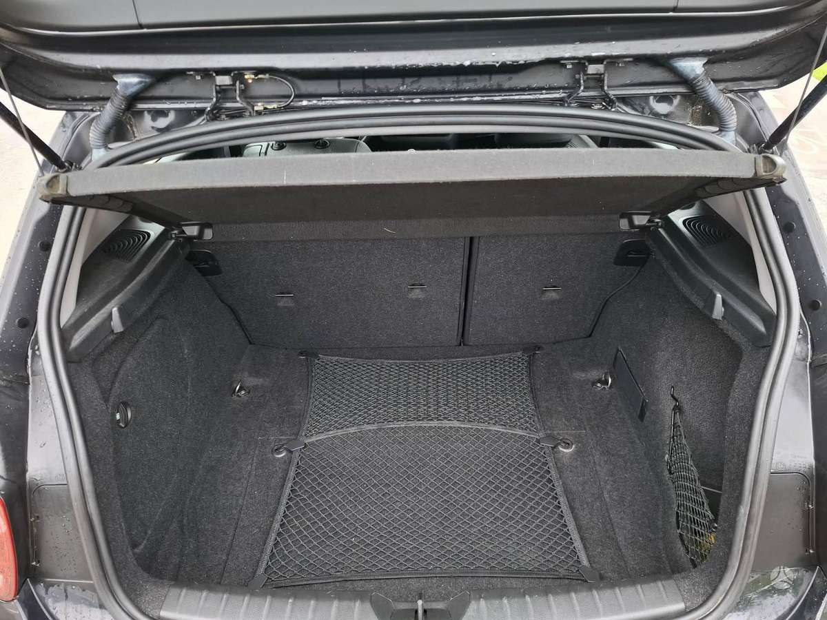 BMW 116, 2.0 l., hečbekas