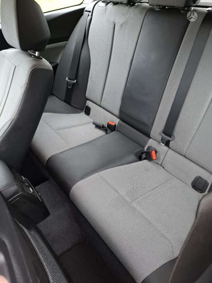 BMW 116, 2.0 l., hečbekas