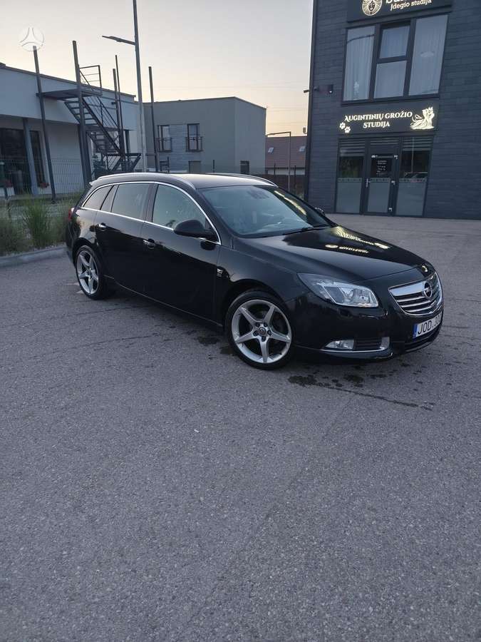 Opel Insignia, 2.0 l., Универсал