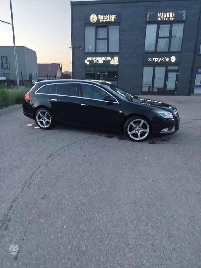 Opel Insignia, 2.0 l., Универсал