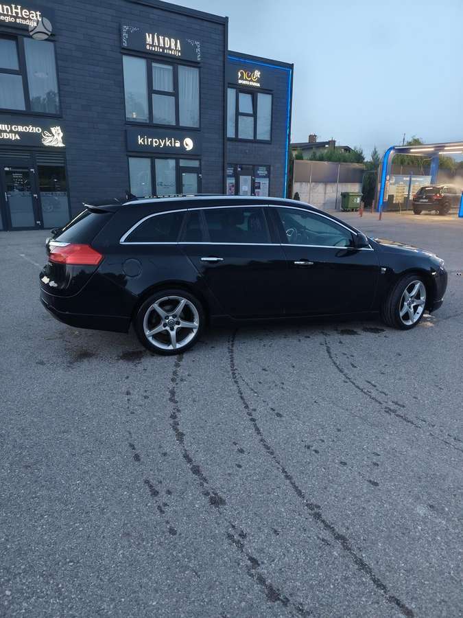 Opel Insignia, 2.0 l., Универсал