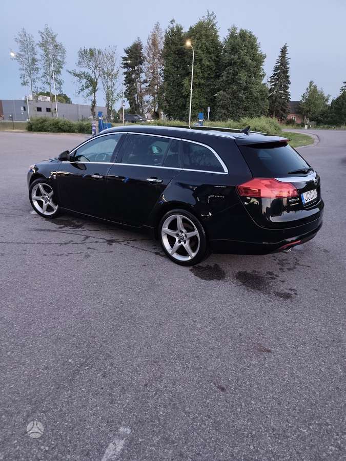 Opel Insignia, 2.0 l., Универсал