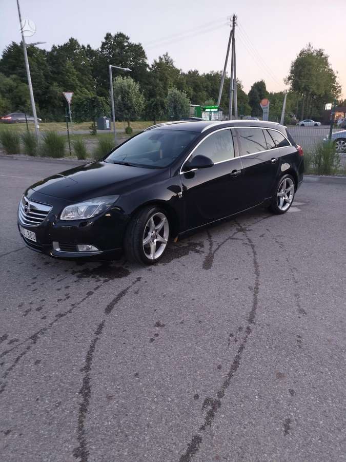 Opel Insignia, 2.0 l., Универсал