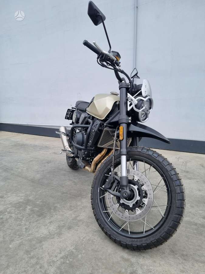Brixton Crossfire 500 XC 486cc, street / classic