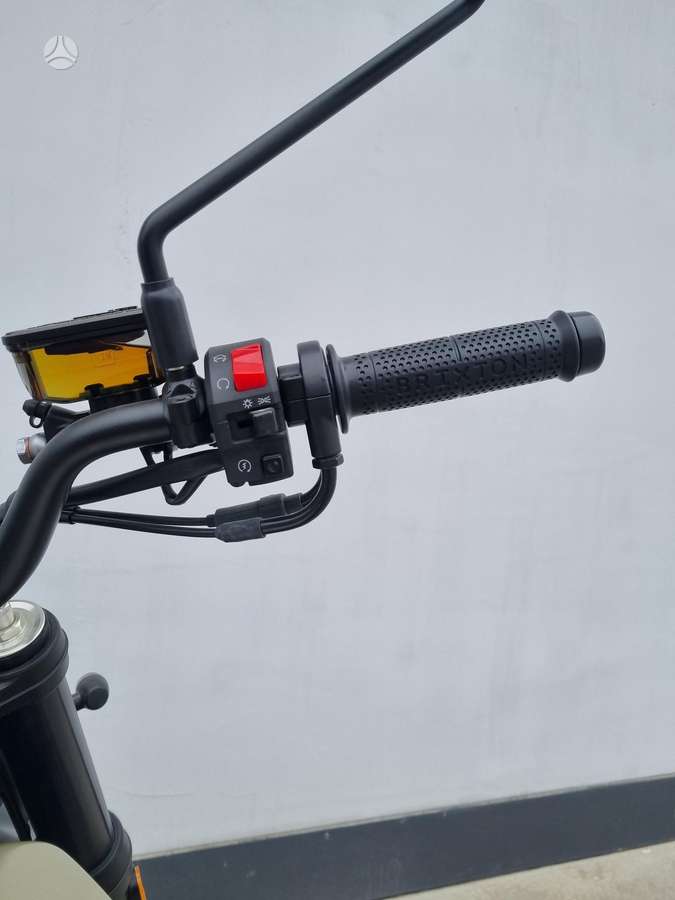 Brixton Crossfire 500 XC 486cc, street / classic