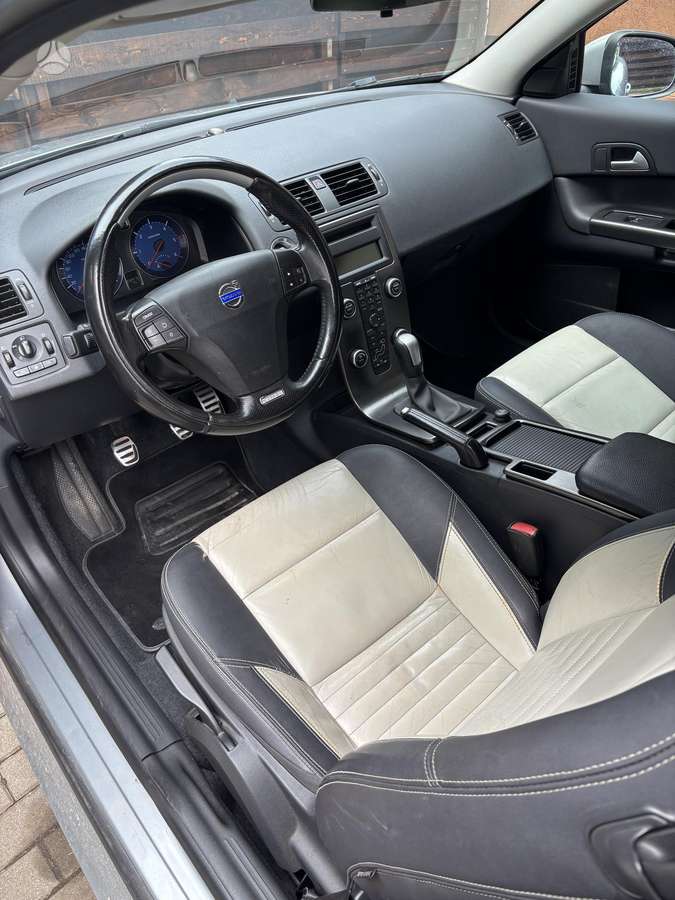 Volvo C30, 1.6 l., Хэтчбек