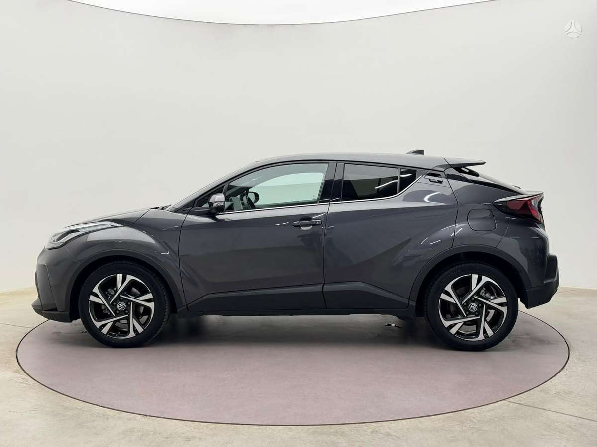 Toyota C-HR - 5