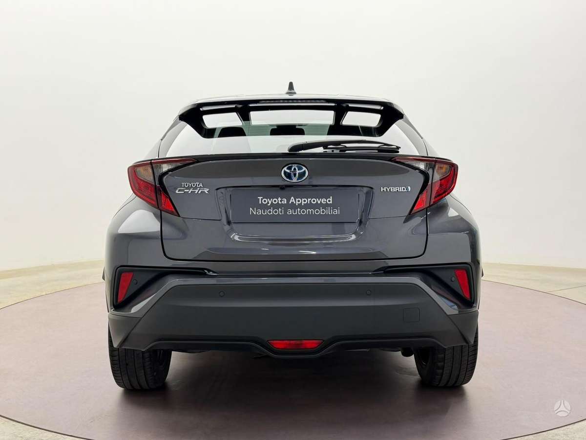 Toyota C-HR - 7