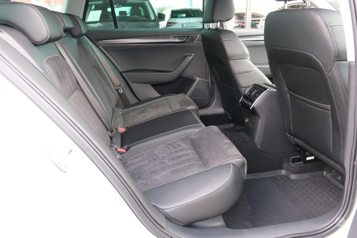 Skoda Superb, 2.0 l., Универсал