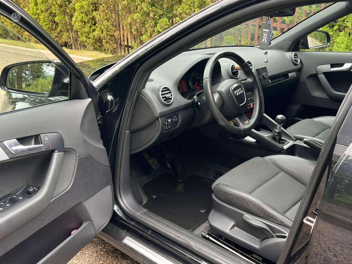 Audi A3, 2.0 l., Хэтчбек