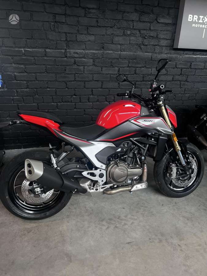 QJMOTOR SRK700 554cc, street / classic