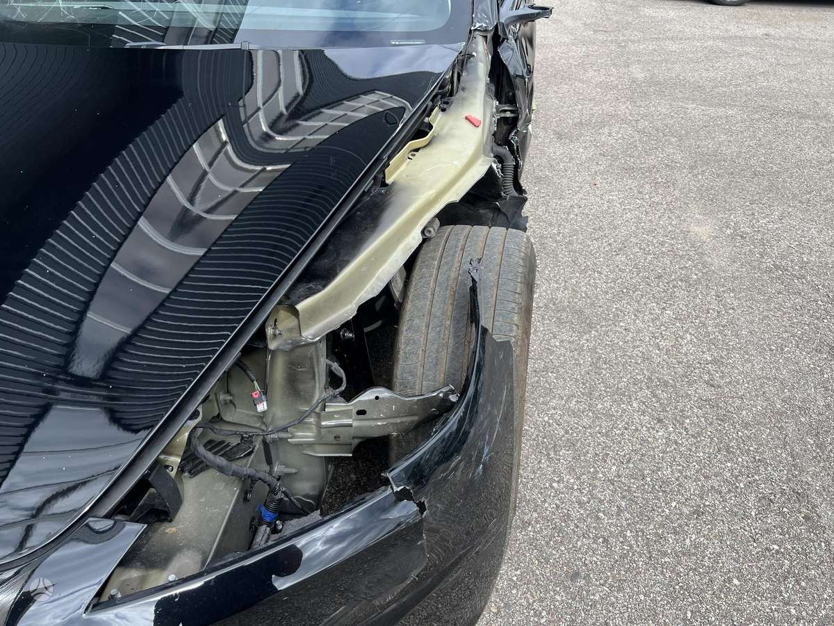 Tesla Model 3, 60 кВт·ч, Седан