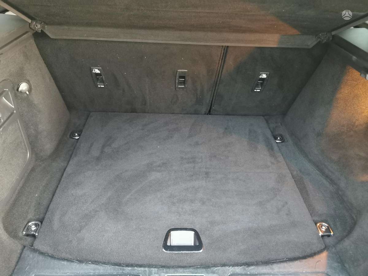 Land Rover Evoque, 2.0 l., Внедорожник / Кроссовер