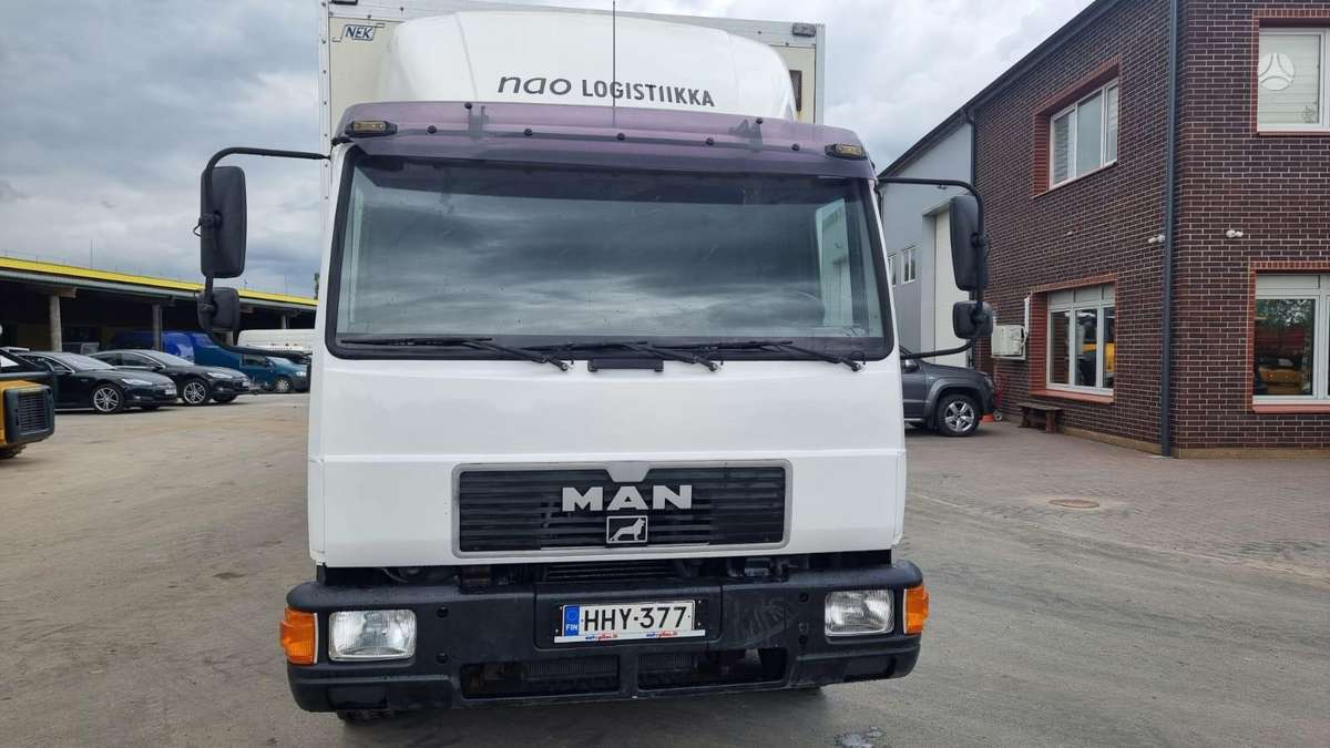 MAN 12.224 Silent, isothermal trucks