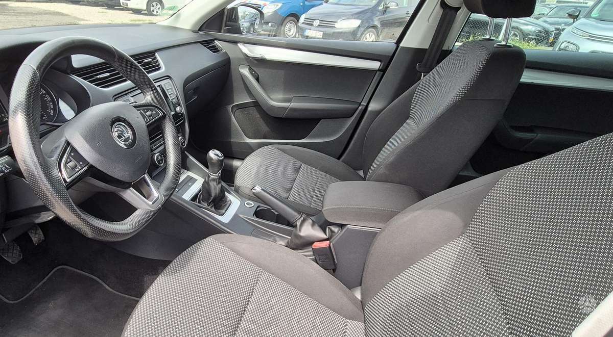 Skoda Octavia, 1.6 l., Универсал