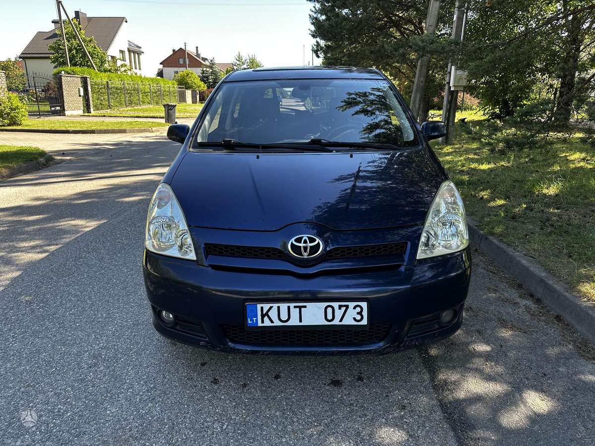 Toyota Corolla Verso, universalas