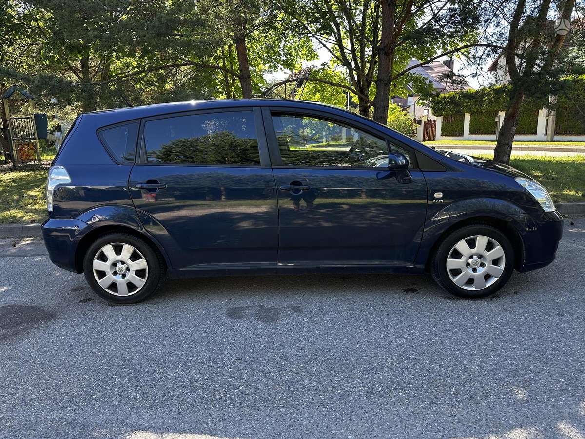 Toyota Corolla Verso, universalas