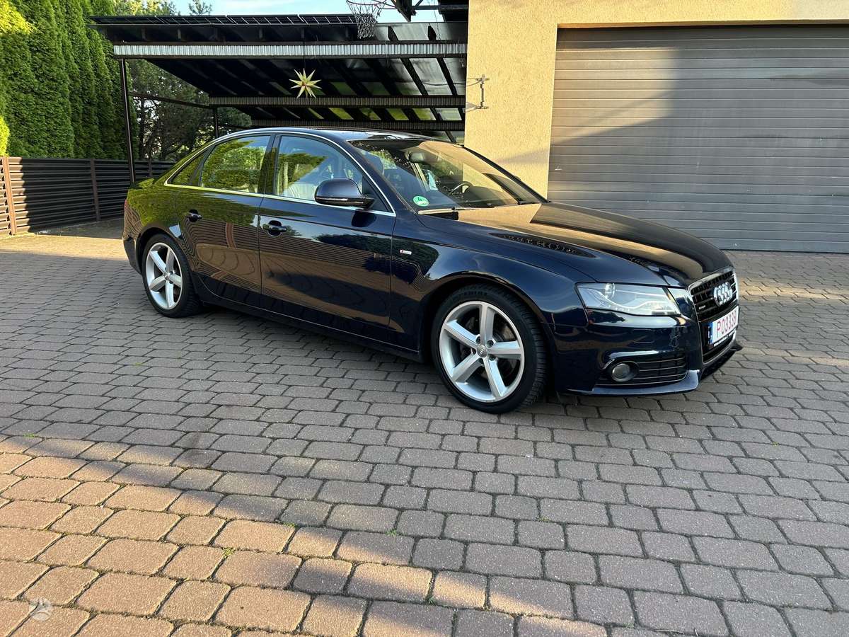Audi A4, 3.1 l., Седан