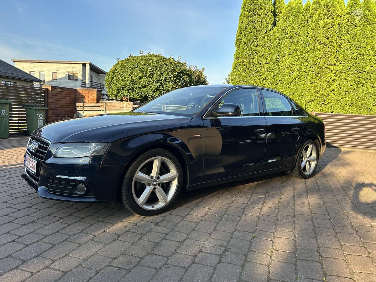Audi A4, 3.1 l., Седан