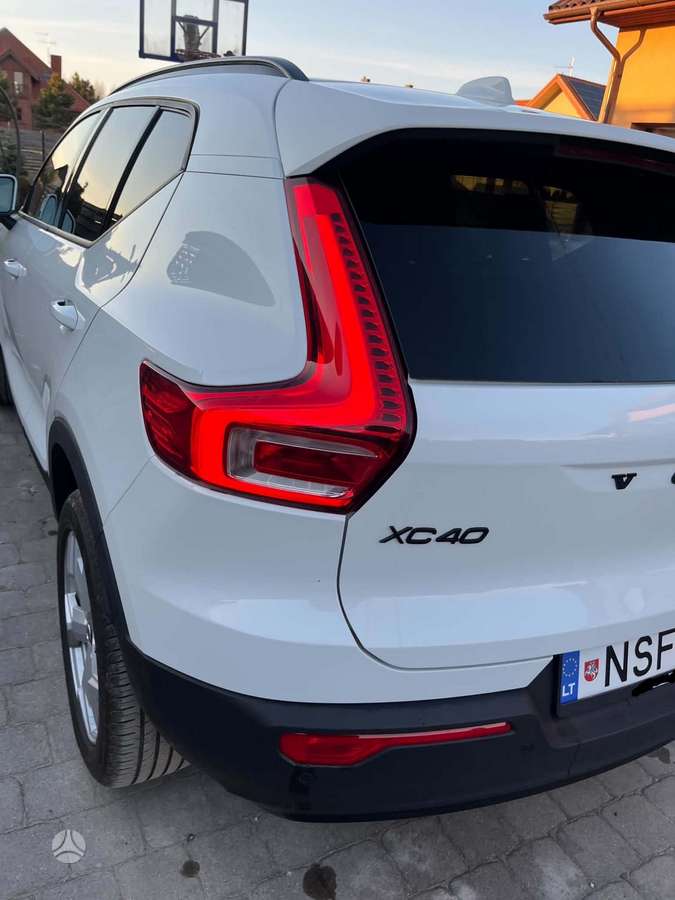 Volvo XC40 - 5