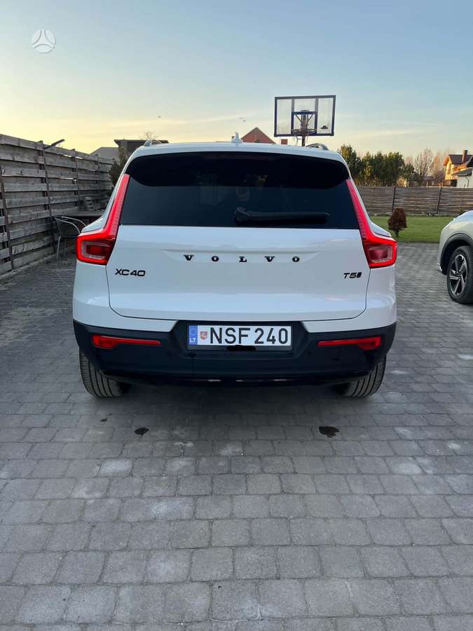 Volvo XC40 - 6