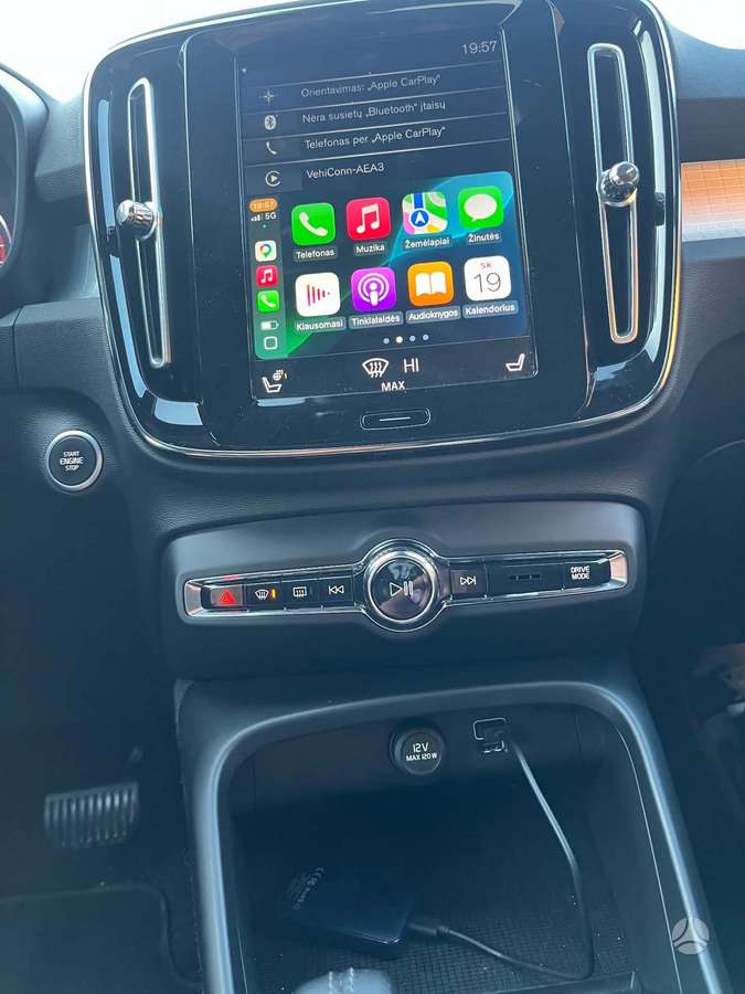 Volvo XC40 - 9