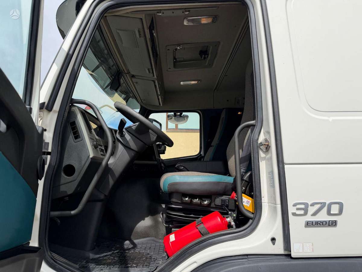 Volvo FM370, savivarčiai